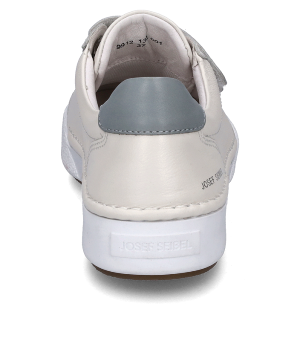 Claire 12 - Image 4