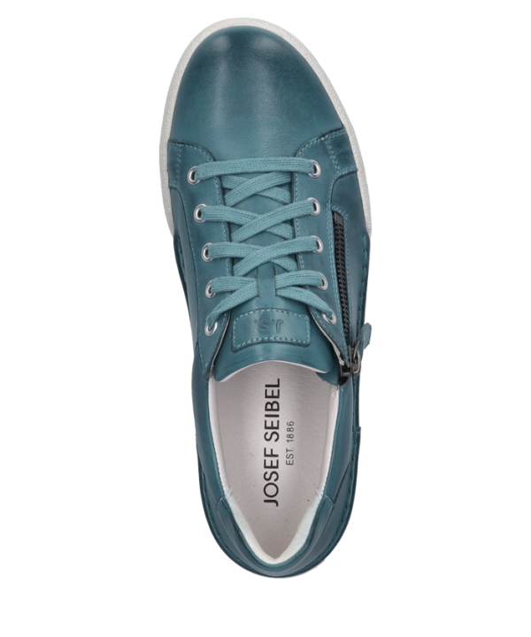Claire 03 - Image 7