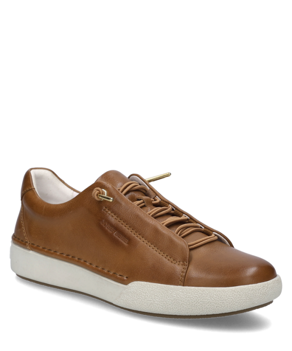 Claire 24 - Image 2